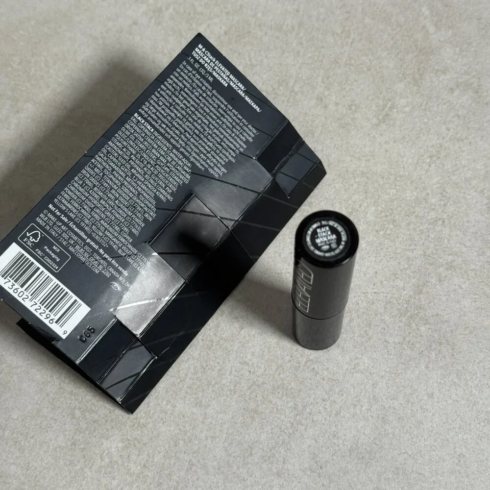 MAC Stack Mascara Superstack Volumizing Lash Mascara Black Mini